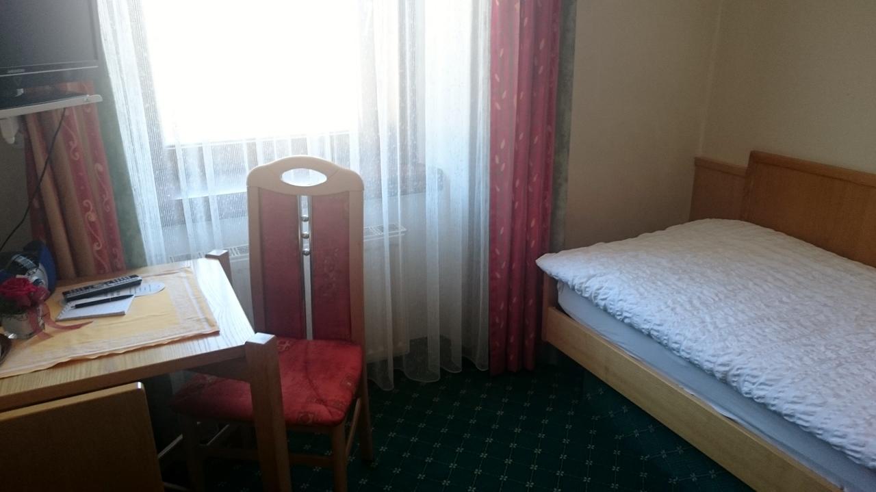 Hotel Zum Goldenen Hirschen Göstling an der Ybbs Eksteriør bilde